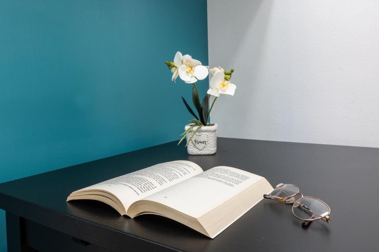 Deledda Home Cagliari Ngoại thất bức ảnh