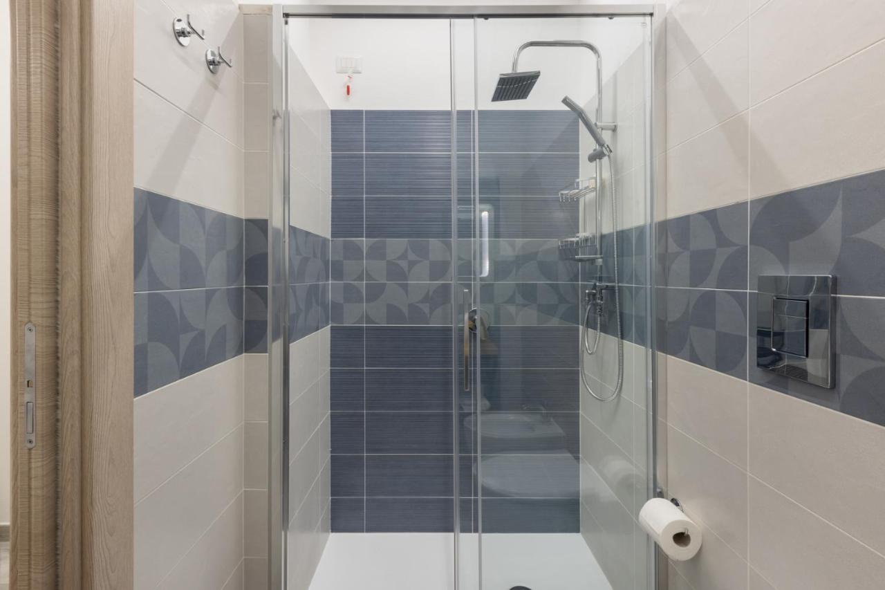 Deledda Home Cagliari Ngoại thất bức ảnh