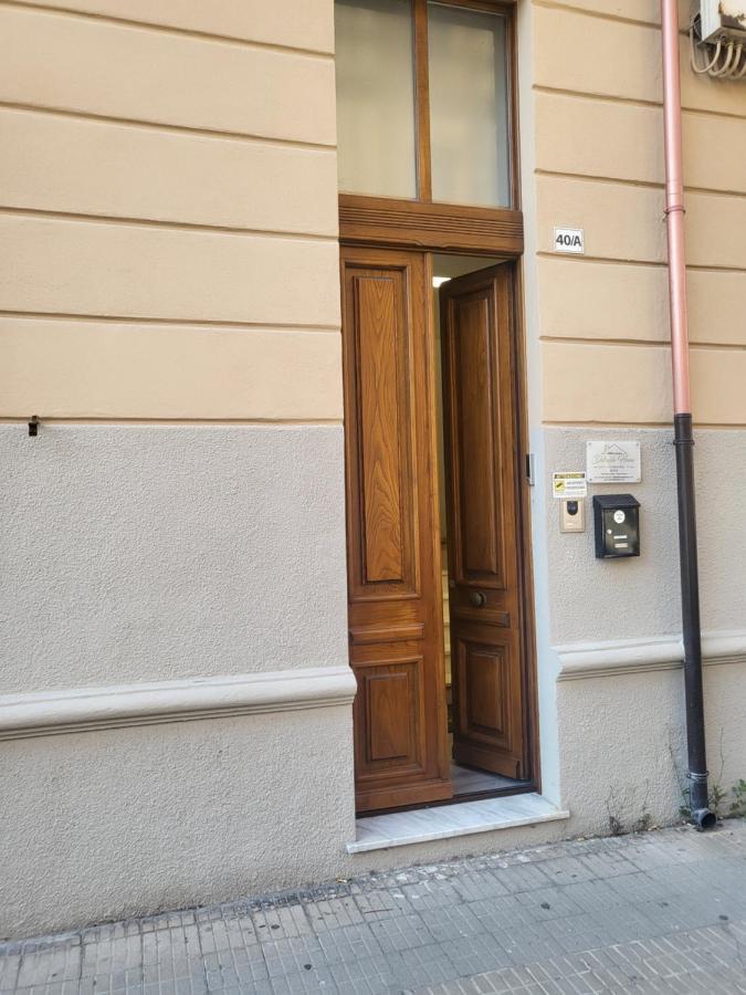 Deledda Home Cagliari Ngoại thất bức ảnh